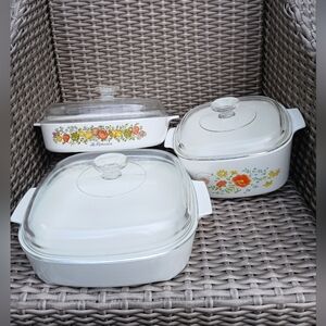 Vintage Corningware Casserole Dish Set